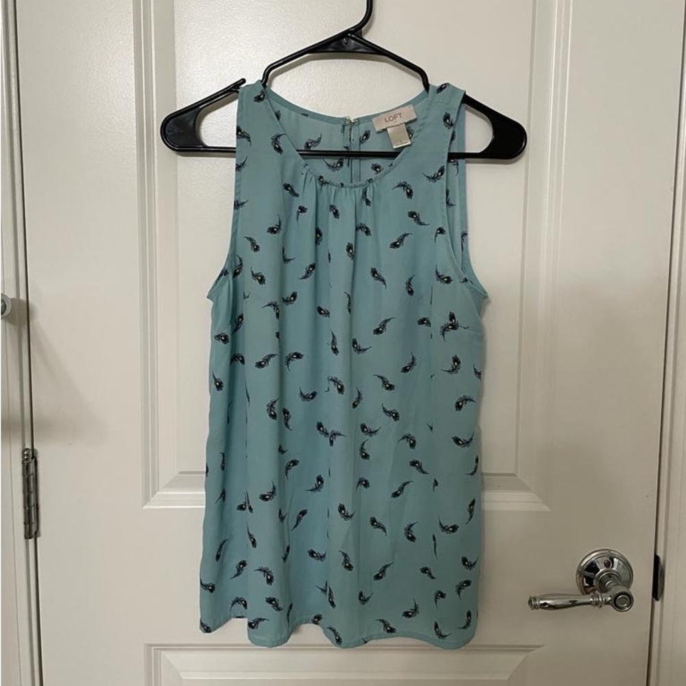 Loft feather blue top